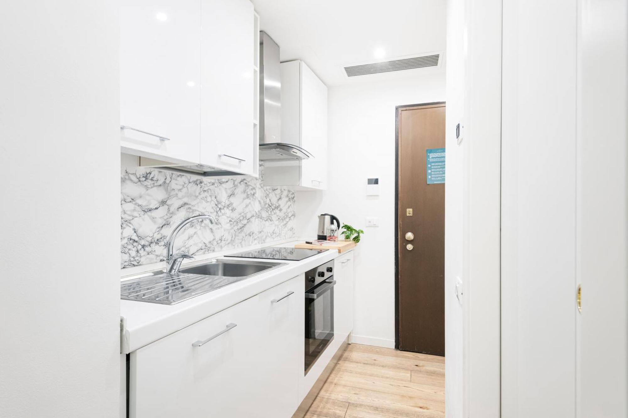 Amazing, New & Fully Furnished Studio In Duomo Milan Exterior photo